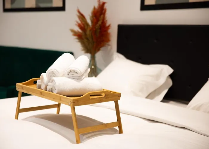 Ng Suitehome - Lille I Roubaix Barbieux I Croix - Balneo - Relax Area - Netflix - Wifi - Kitchenette
