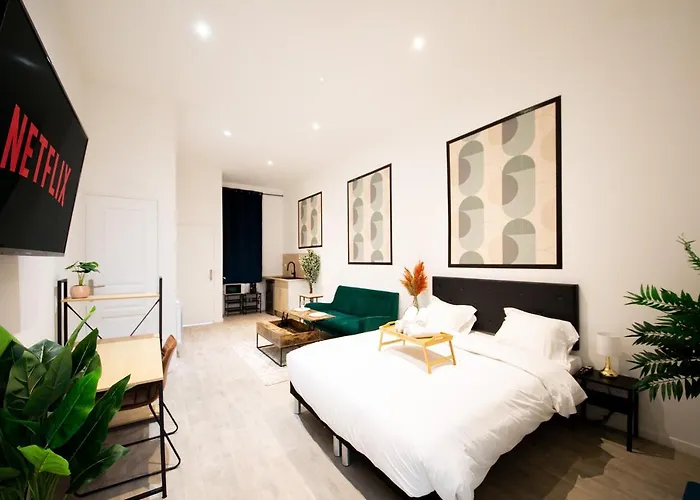 Ng Suitehome - Lille I Roubaix Barbieux I Croix - Balneo - Relax Area - Netflix - Wifi - Kitchenette