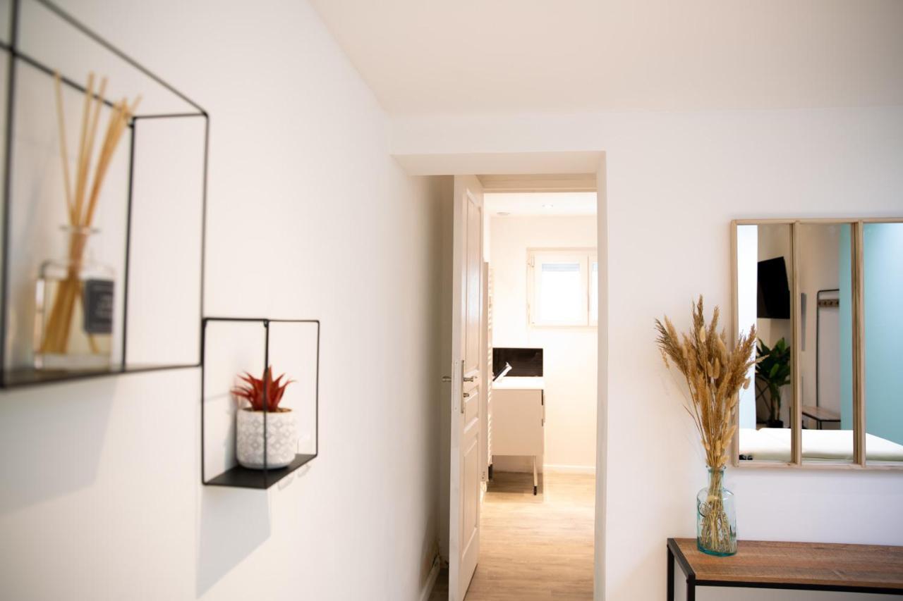 Apartment Ng Suitehome: Barbieux Retreat With Balneo & Netflix Roubaix