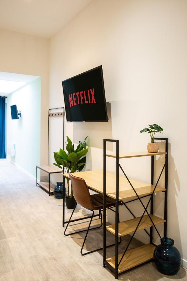 Ng Suitehome: Barbieux Retreat With Balneo & Netflix Apartment